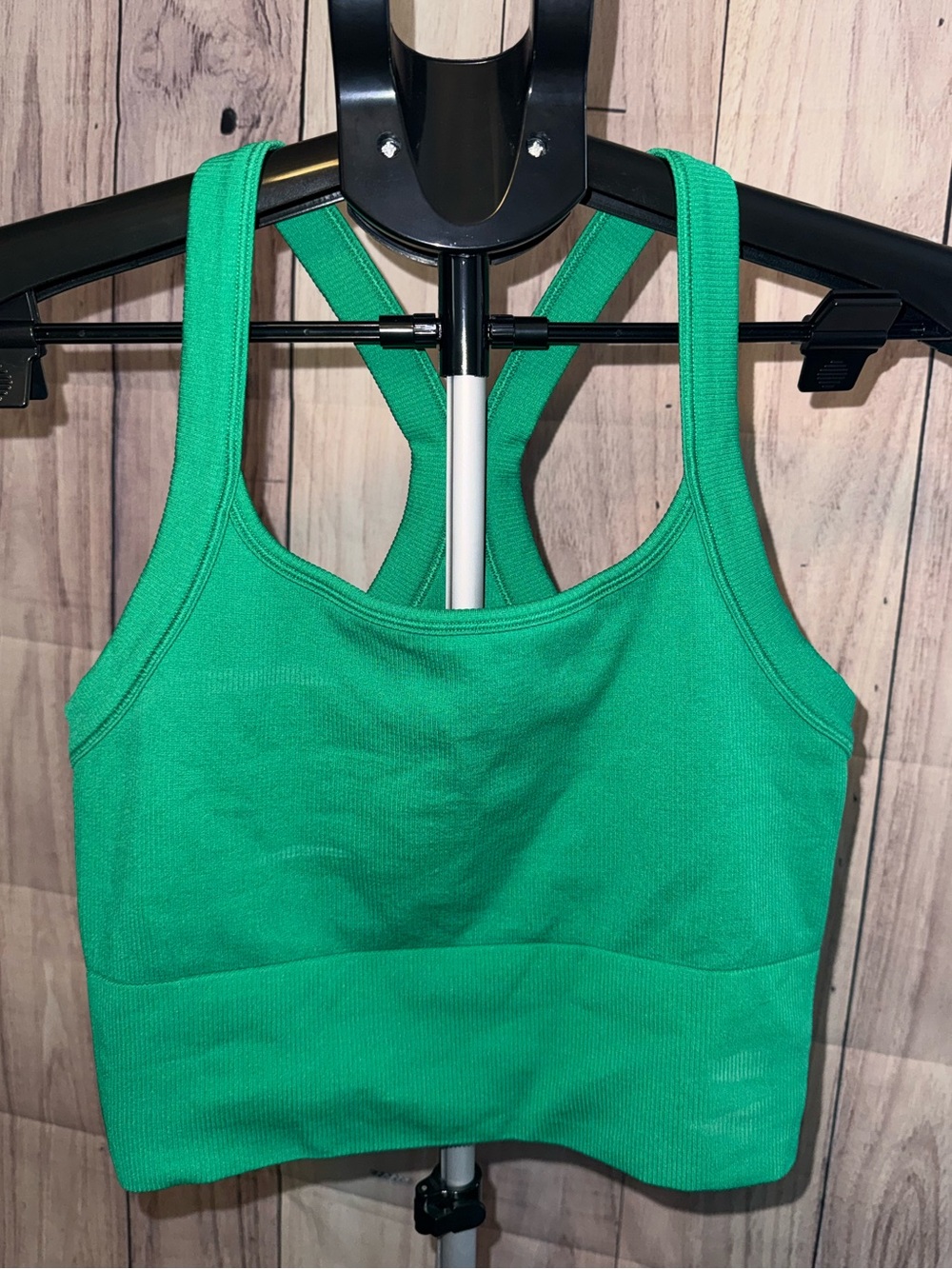 Athleta Renew Racerback Sports Bra Green Size Small Seamless Ribbed 💚